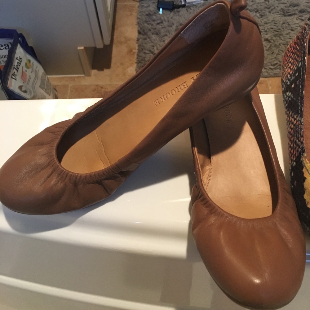 Audrey Brooke tan flats, like new